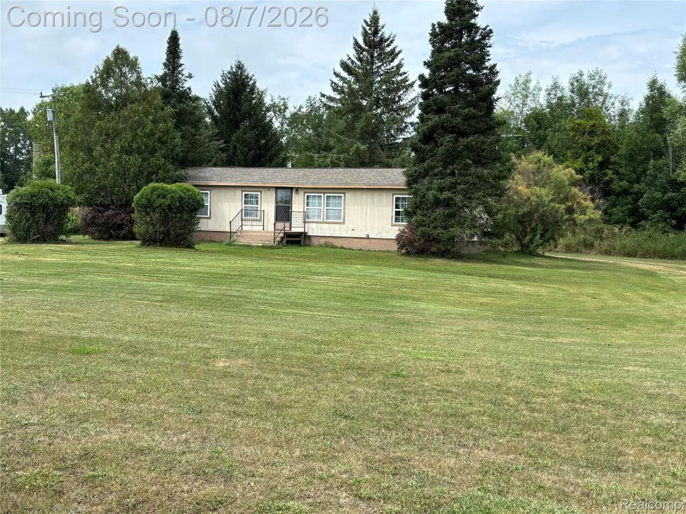 611 Wheeling Road Imlay Township, MI 48444