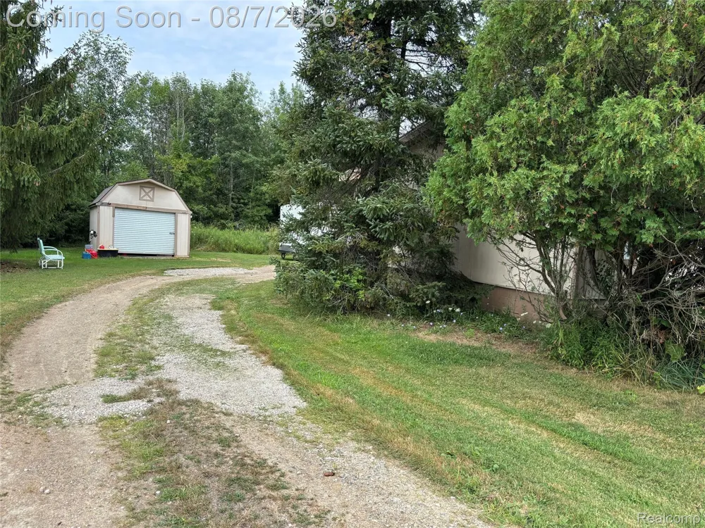 611 Wheeling Road Imlay Township, MI 48444