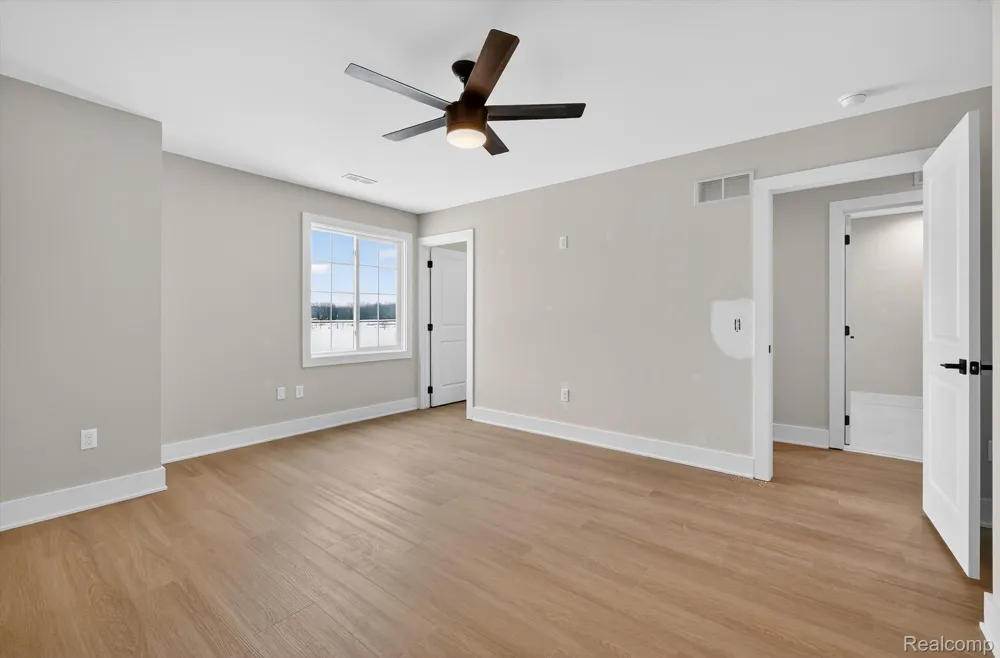 19287 Andrea Drive Macomb Township, MI 48042