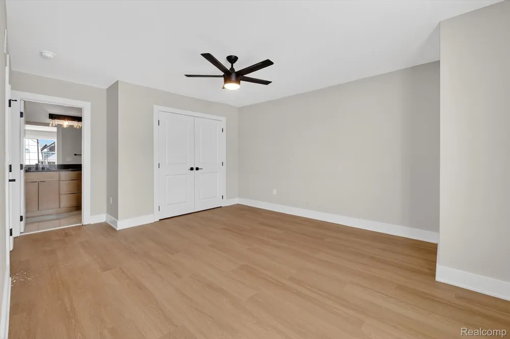 19287 Andrea Drive Macomb Township, MI 48042