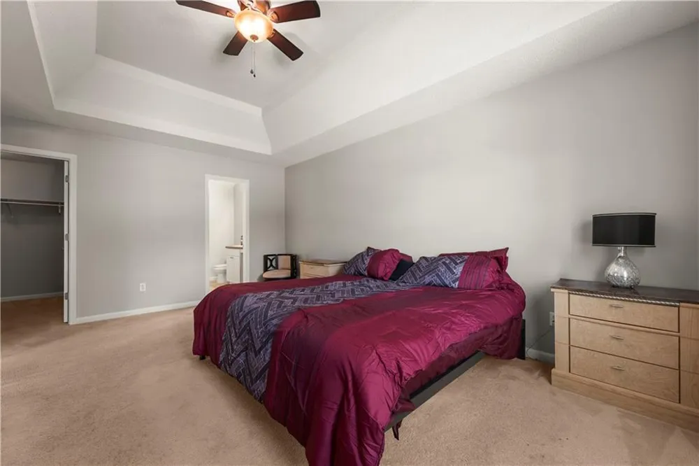 27 Waters Edge Way Fayetteville, GA 30215