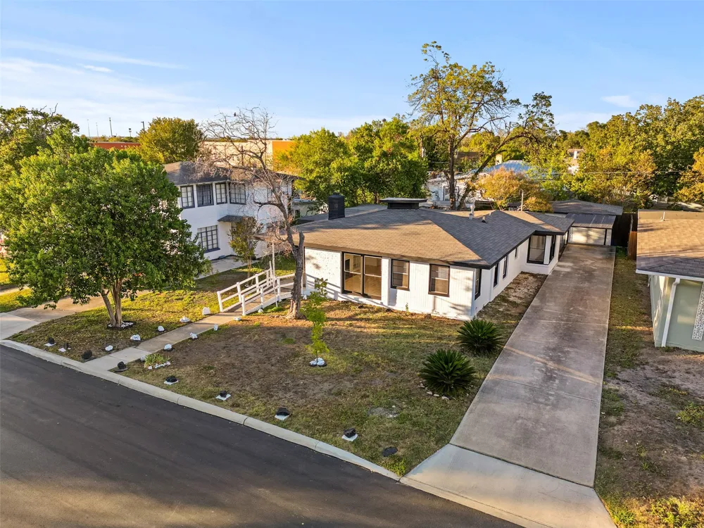 707 Chicago Boulevard San Antonio, TX 78210