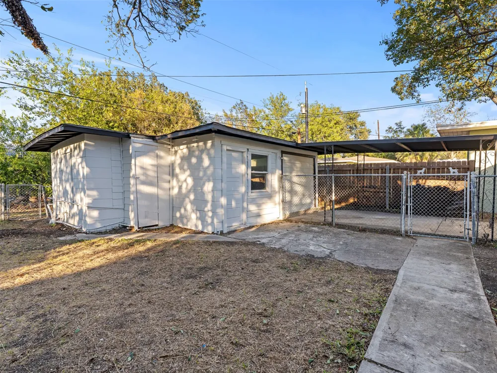 707 Chicago Boulevard San Antonio, TX 78210