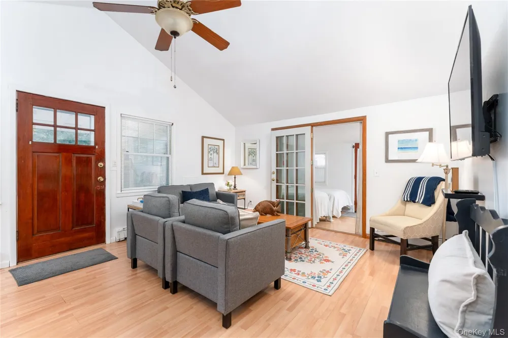 141 W Neck Road Southampton, NY 11968