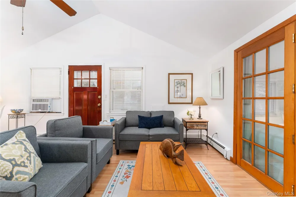141 W Neck Road Southampton, NY 11968