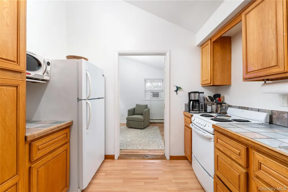 141 W Neck Road Southampton, NY 11968