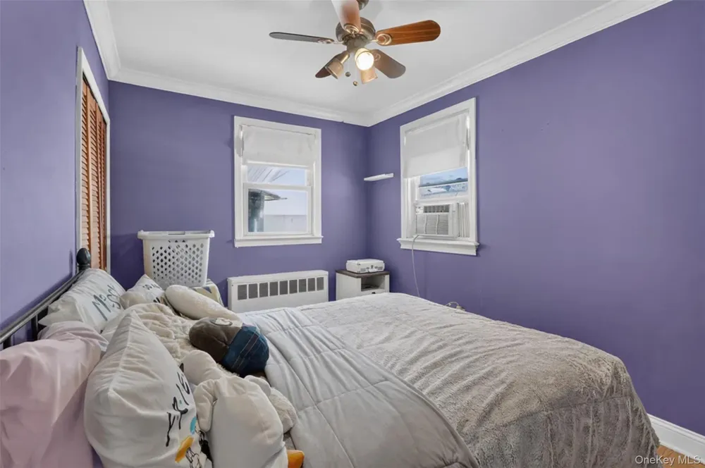1069 Phoebe Street Franklin Square, NY 11010