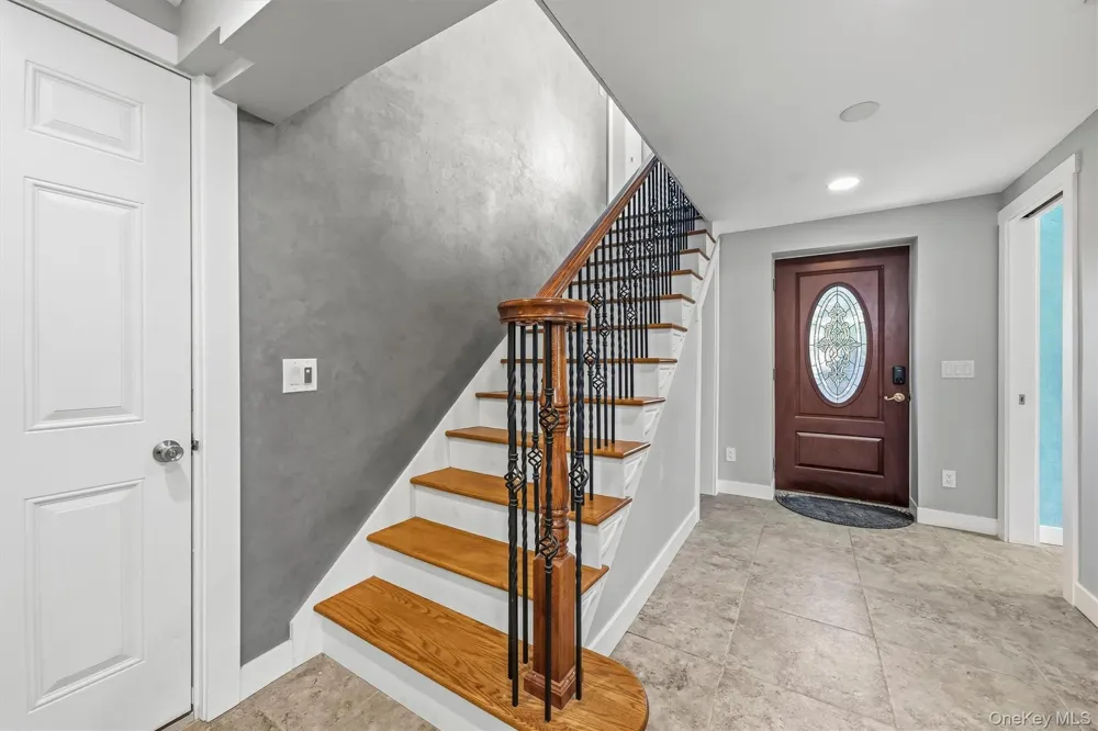 21 Trotting Drive Chester, NY 10918