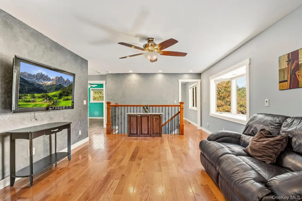 21 Trotting Drive Chester, NY 10918