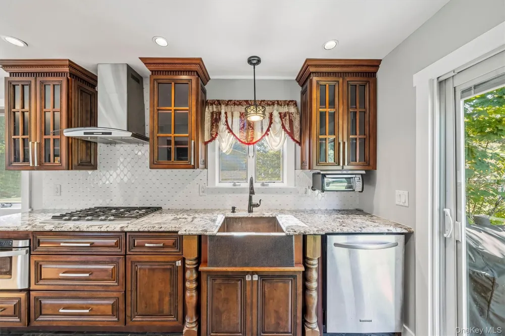 21 Trotting Drive Chester, NY 10918