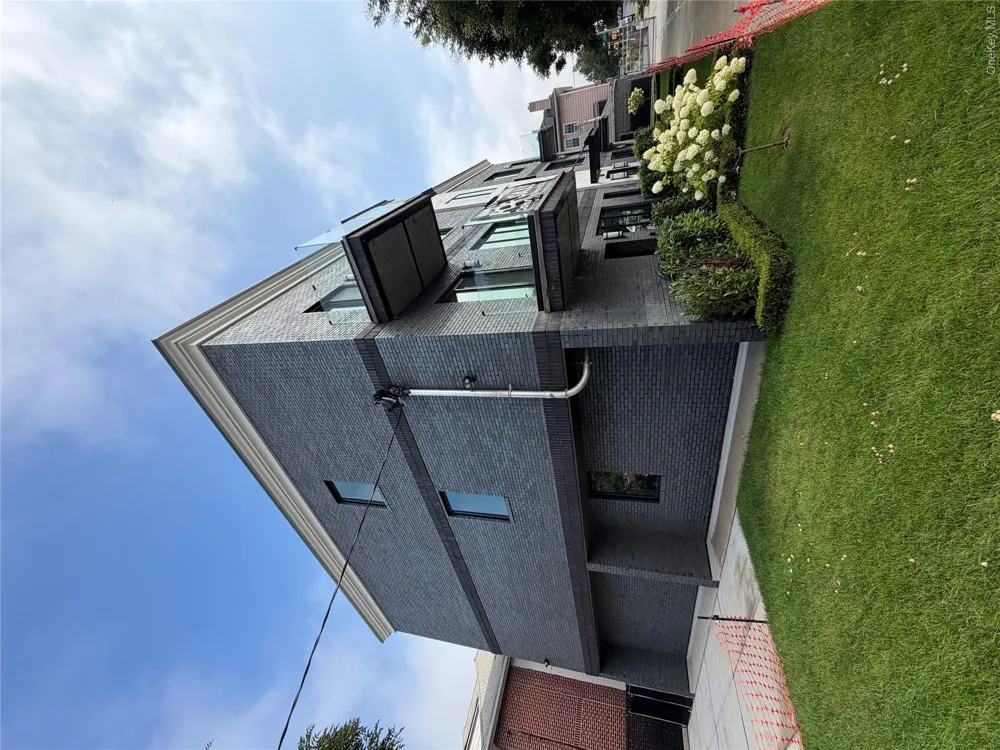 8322 24th Avenue #2A Brooklyn, NY 11214