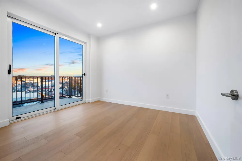 150-02 Northern Boulevard #6A Flushing, NY 11354