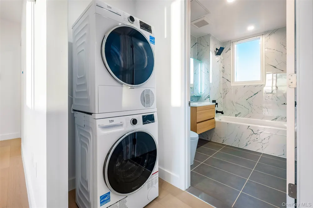 150-02 Northern Boulevard #6A Flushing, NY 11354