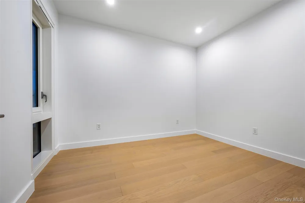 150-02 Northern Boulevard #4K Flushing, NY 11354