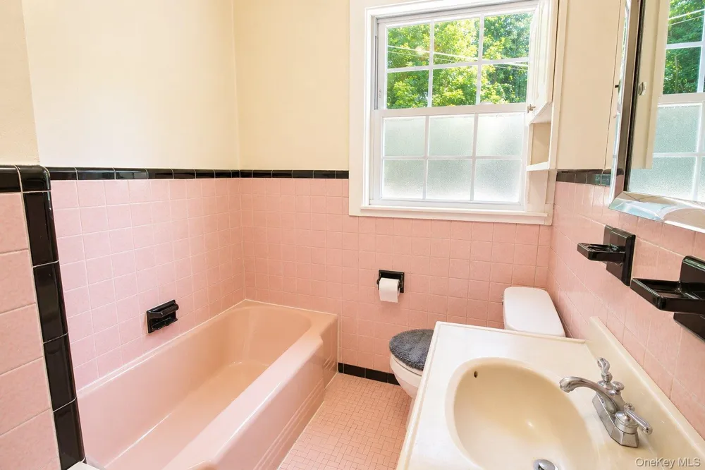 7 Brayton Road Carmel, NY 10512