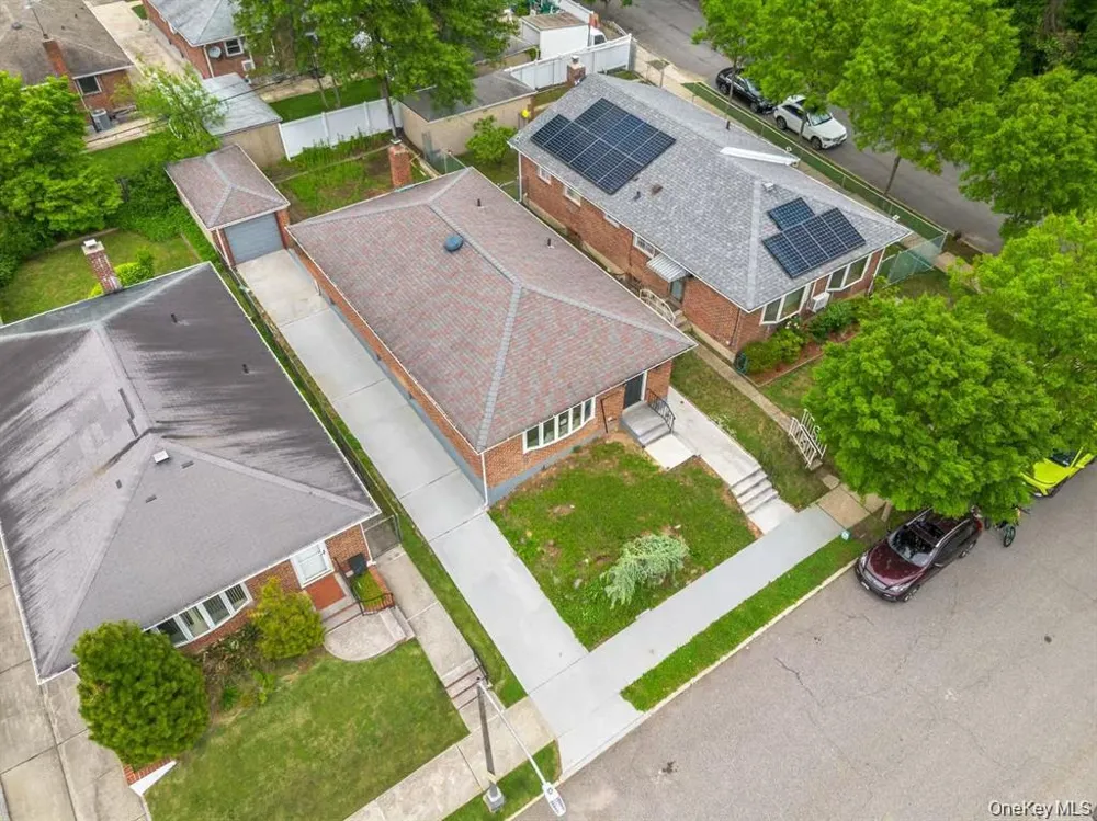 22659 76th Road Oakland Gardens, NY 11364