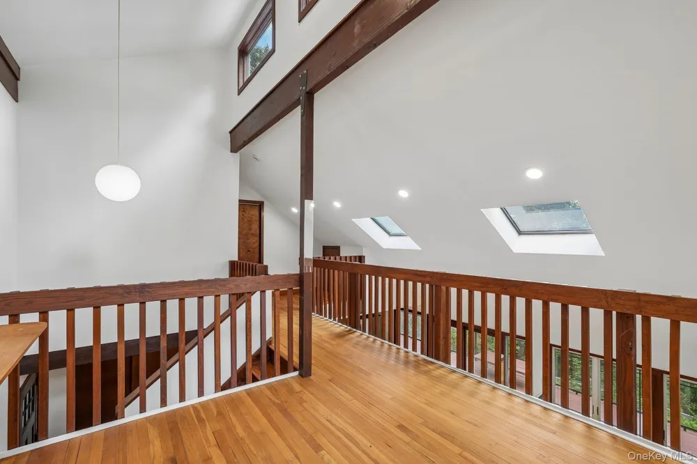 736 Route 9W S Nyack, NY 10960