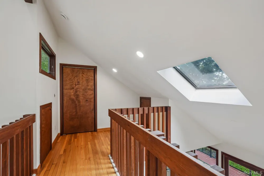 736 Route 9W S Nyack, NY 10960