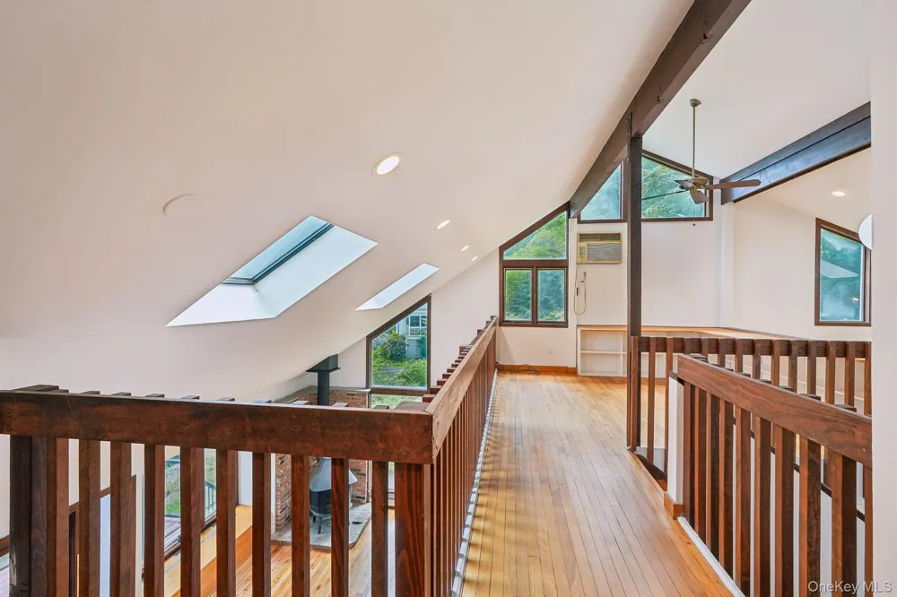 736 Route 9W S Nyack, NY 10960