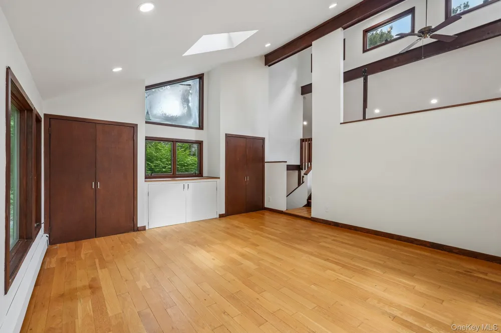 736 Route 9W S Nyack, NY 10960