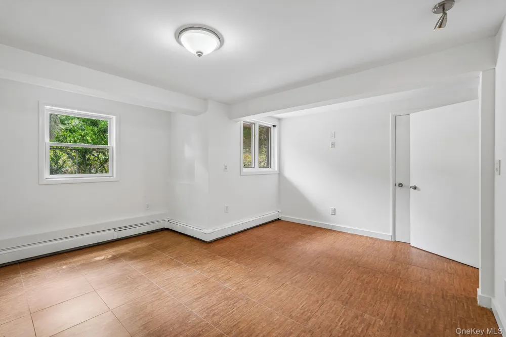 736 Route 9W S Nyack, NY 10960