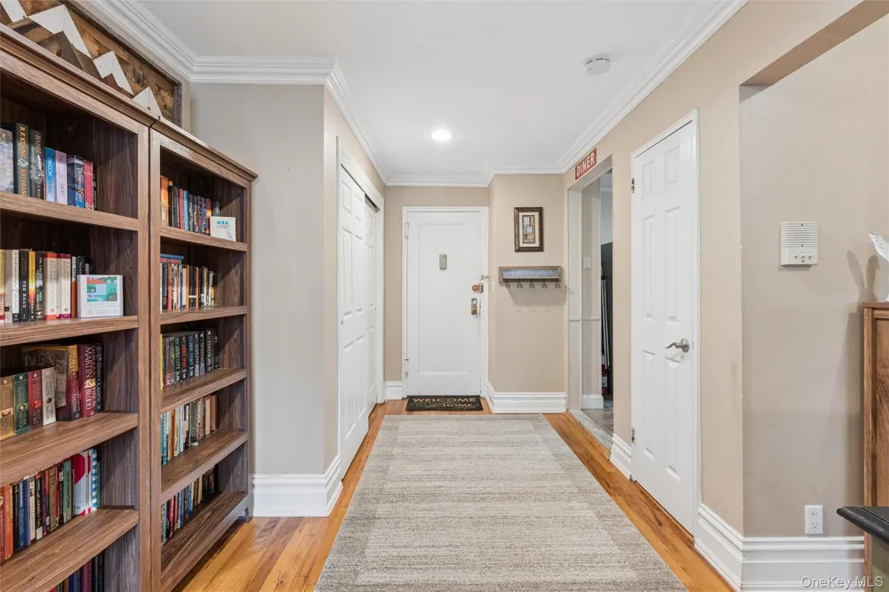 1195 E Broadway #L21 Hewlett, NY 11557