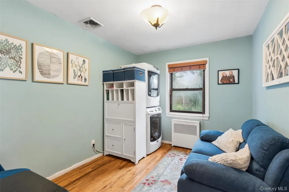 1195 E Broadway #L21 Hewlett, NY 11557
