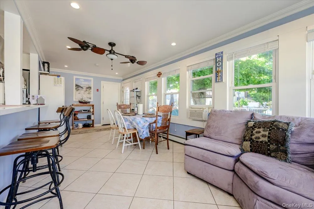 48 W 3rd Street Freeport, NY 11520