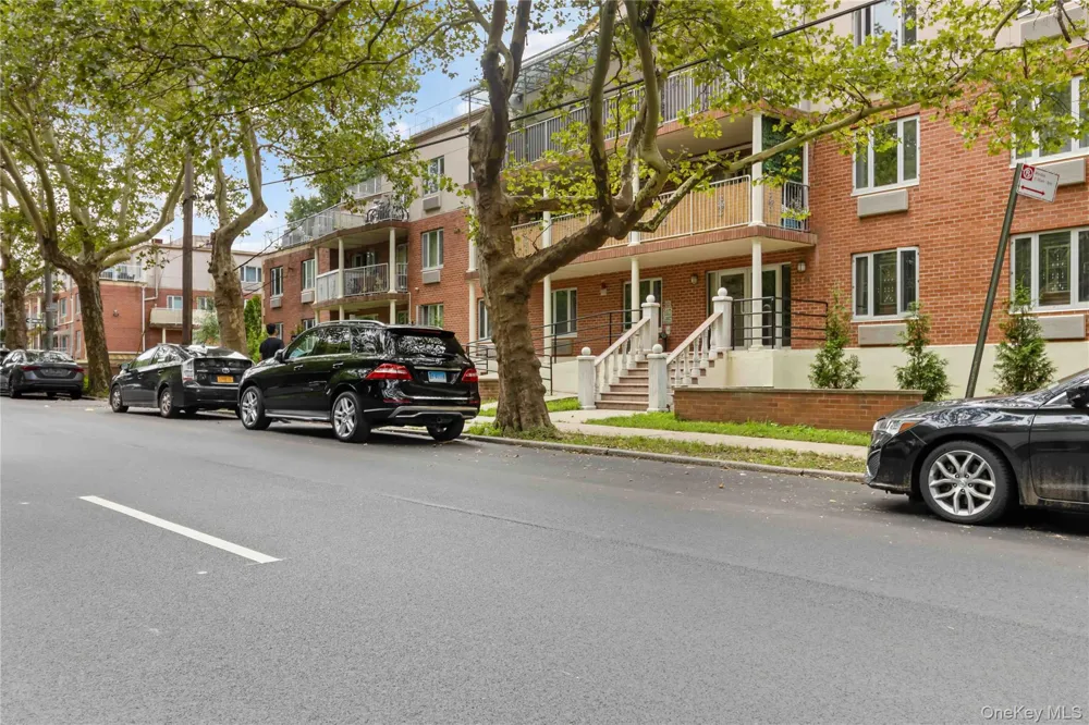 6434 Grand Central Parkway #1E Forest Hills, NY 11375