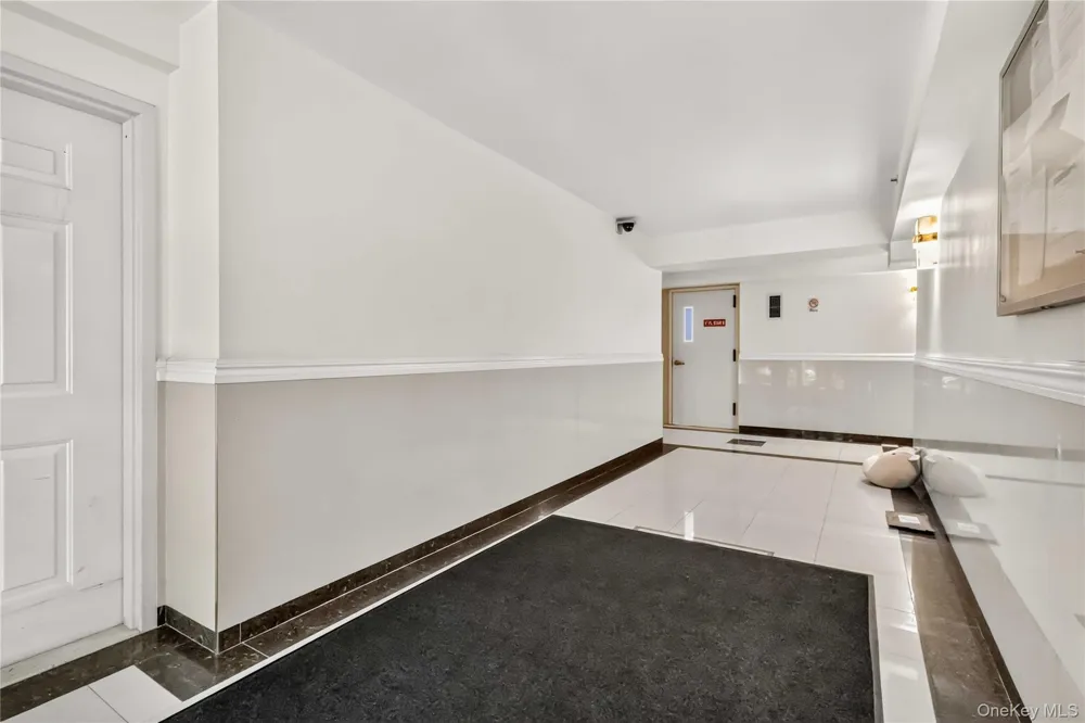 6434 Grand Central Parkway #1E Forest Hills, NY 11375