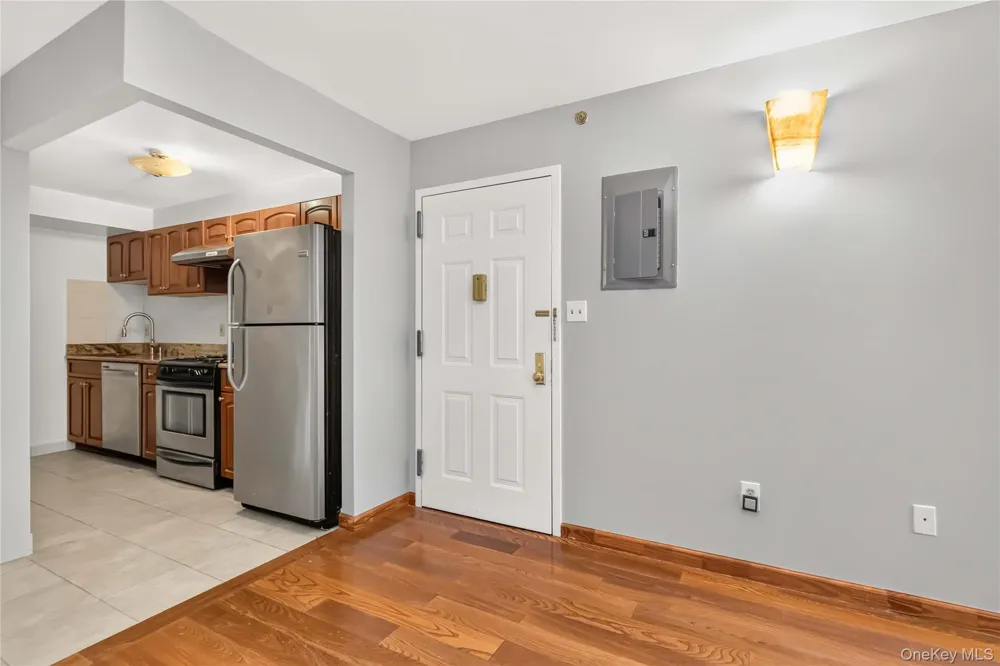 6434 Grand Central Parkway #1E Forest Hills, NY 11375