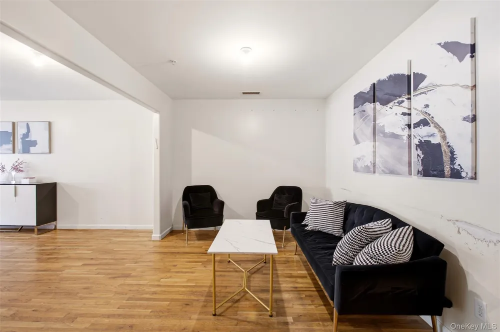 16 Elm Street #301 Spring Valley, NY 10977
