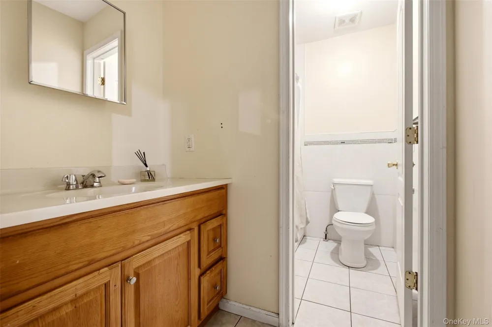 16 Elm Street #301 Spring Valley, NY 10977