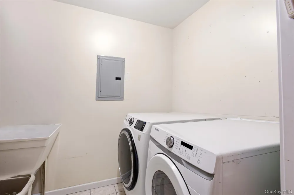 16 Elm Street #301 Spring Valley, NY 10977