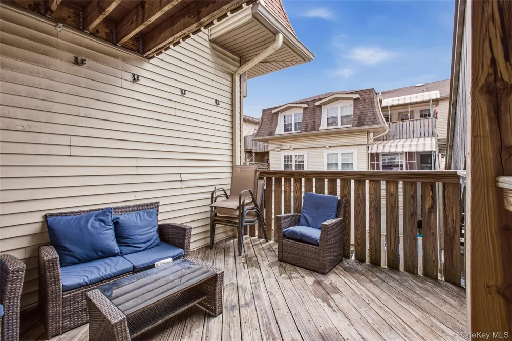 16 Elm Street #301 Spring Valley, NY 10977