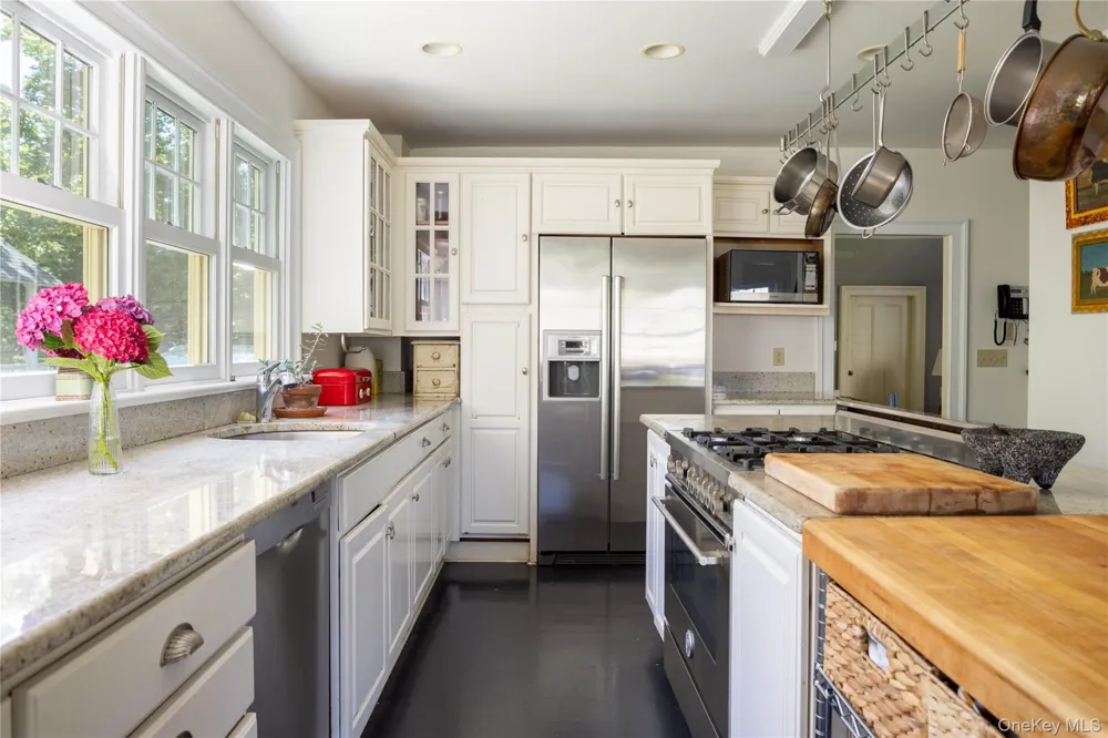 64 S Jamesport Avenue South Jamesport, NY 11970