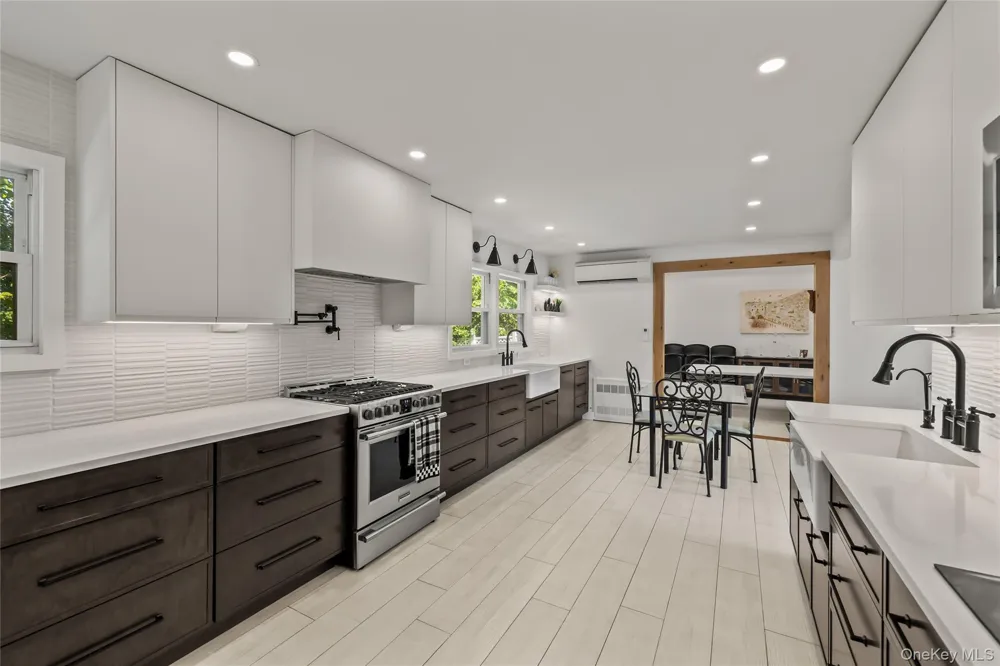 17 Sunset Drive Suffern, NY 10901