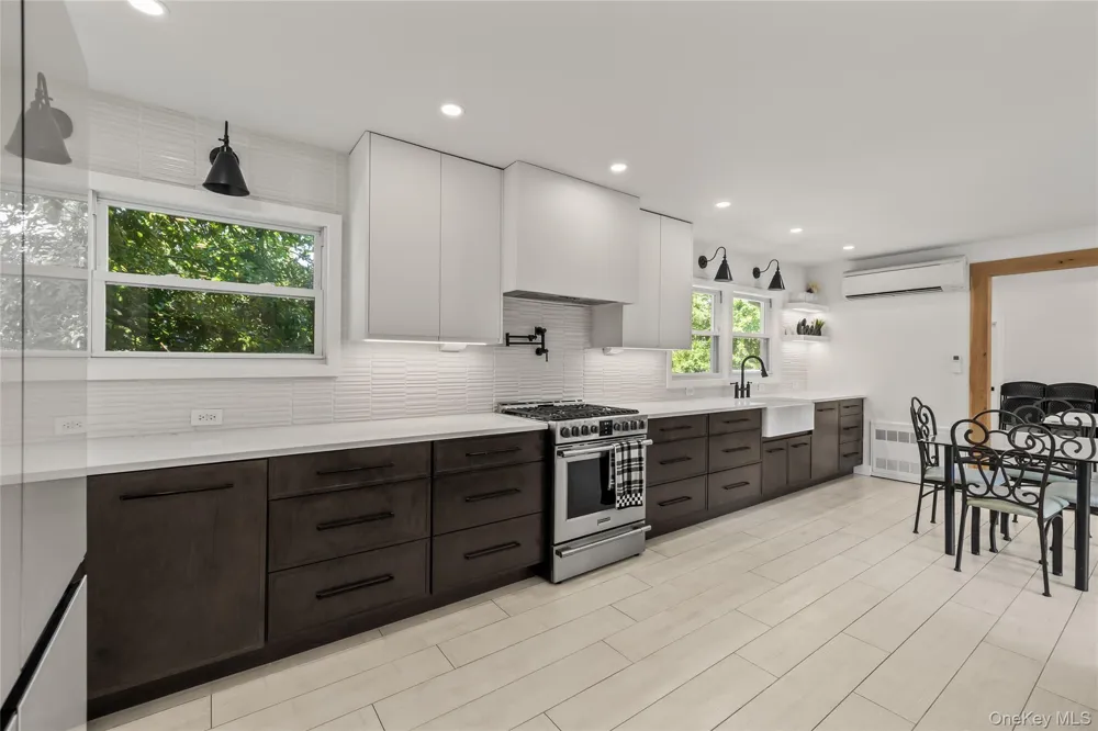 17 Sunset Drive Suffern, NY 10901