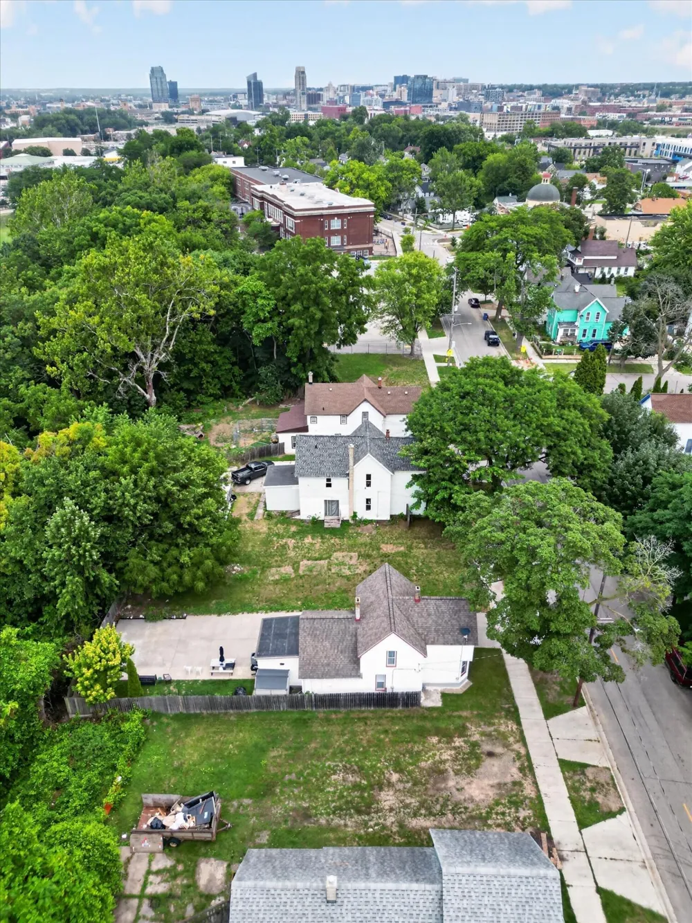 851 Oakland Avenue SW Grand Rapids, MI 49503