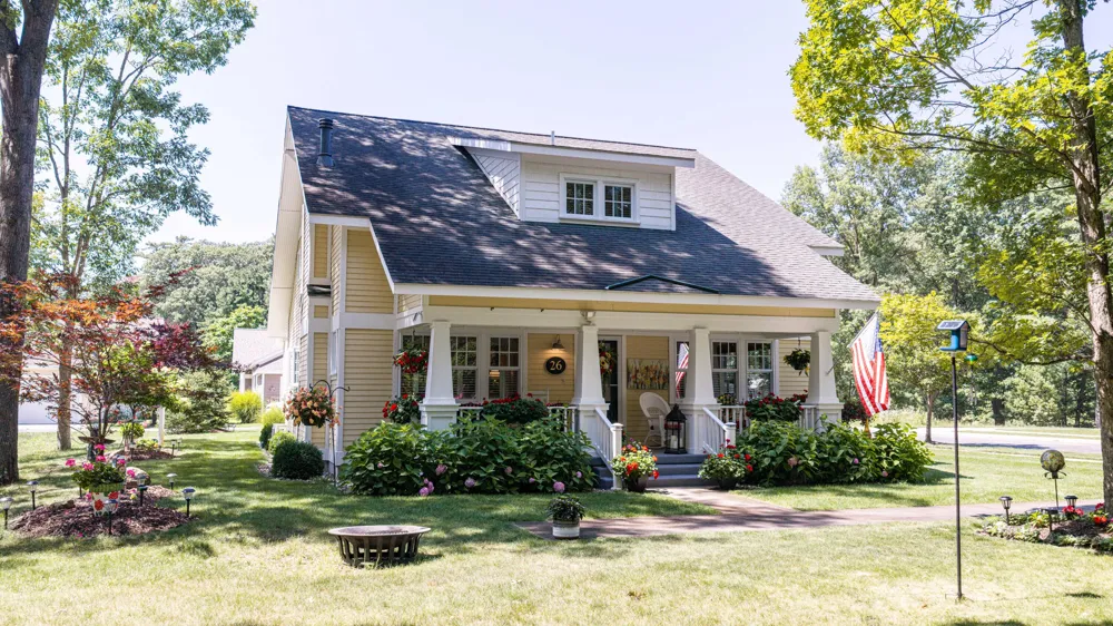 26 Kenneth Street Pentwater, MI 49449