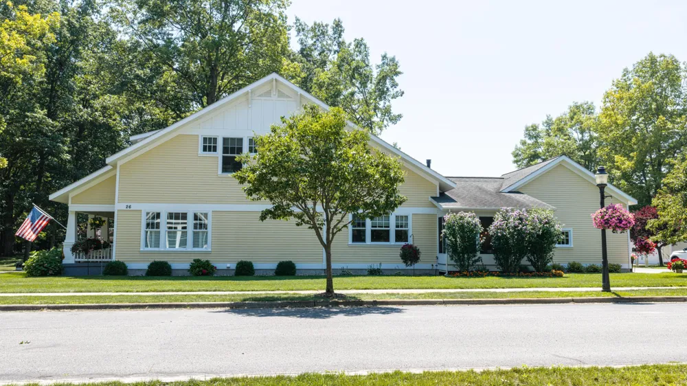 26 Kenneth Street Pentwater, MI 49449