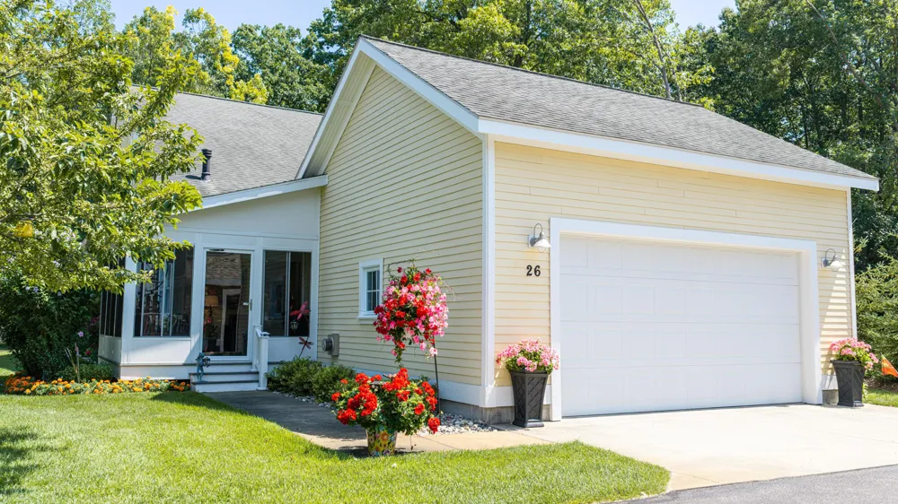26 Kenneth Street Pentwater, MI 49449