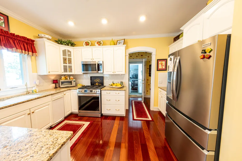 26 Kenneth Street Pentwater, MI 49449