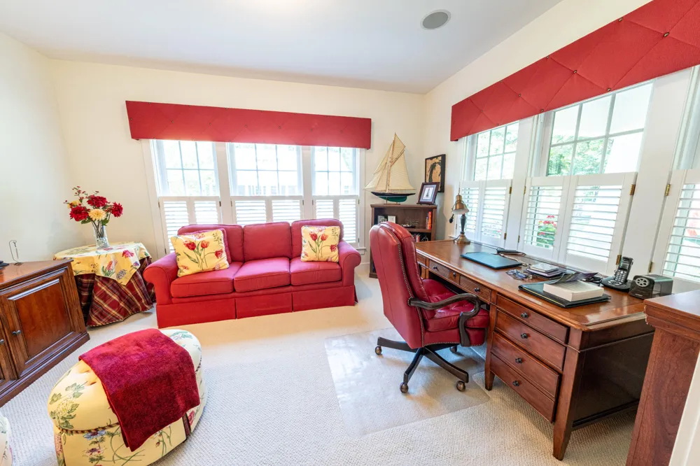 26 Kenneth Street Pentwater, MI 49449