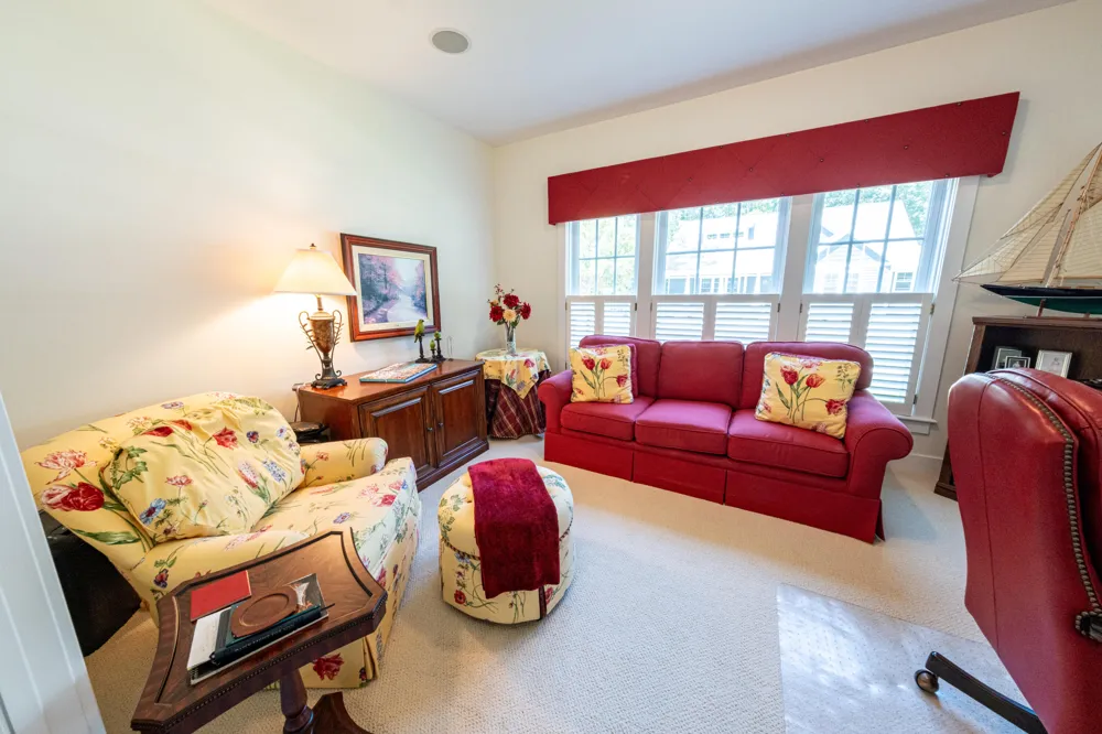 26 Kenneth Street Pentwater, MI 49449