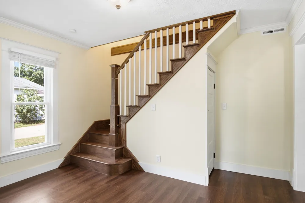 314 E Coffren Avenue Greenville, MI 48838