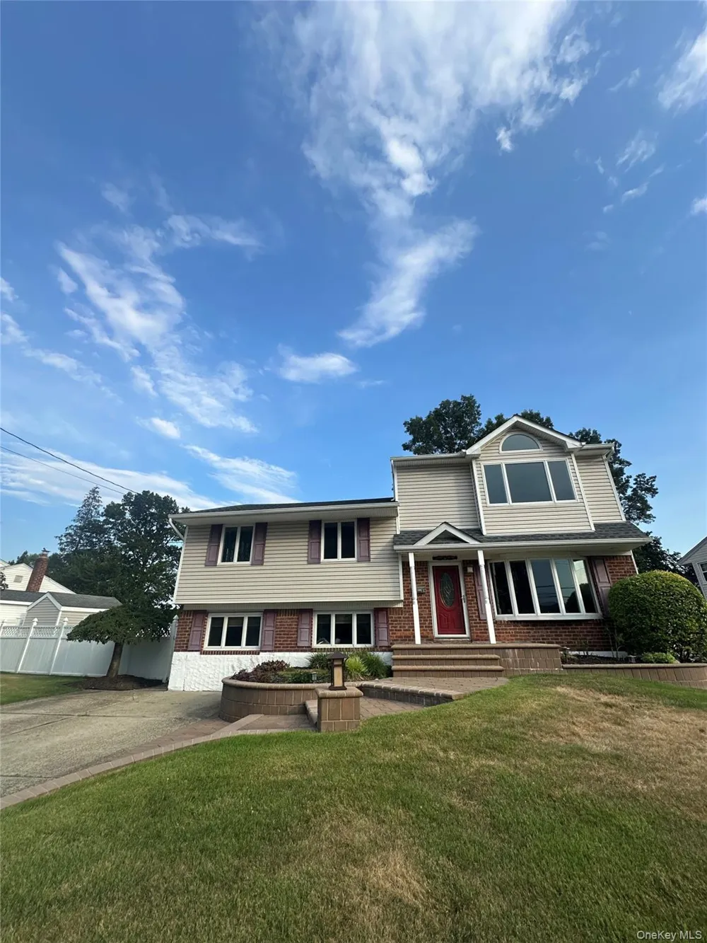 25 Cumberland Road Jericho, NY 11753