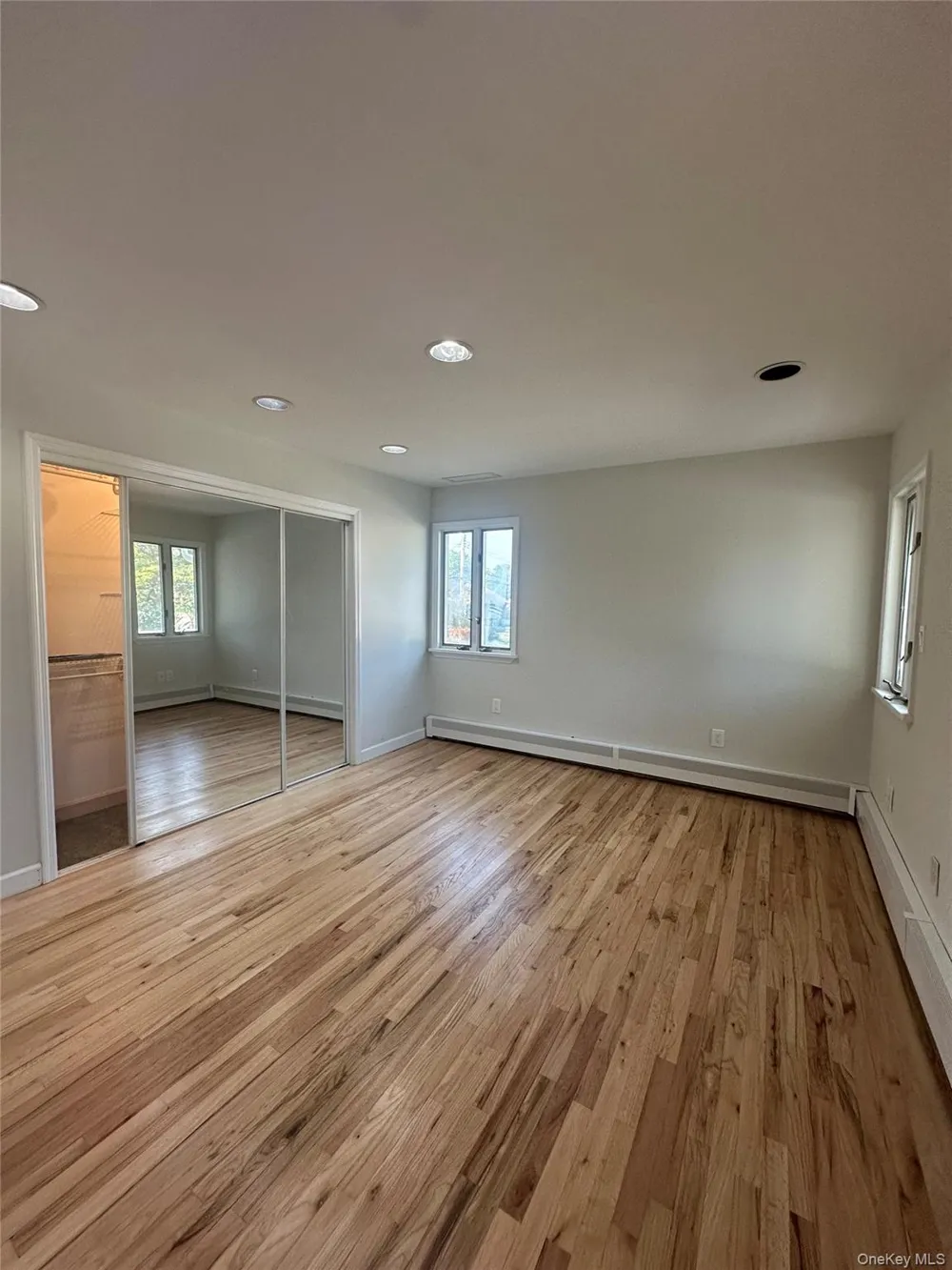 25 Cumberland Road Jericho, NY 11753