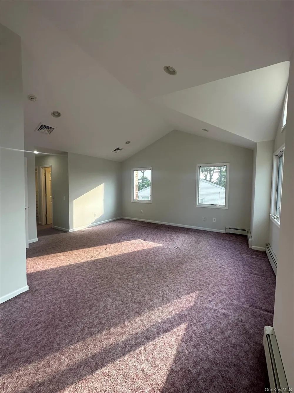 25 Cumberland Road Jericho, NY 11753