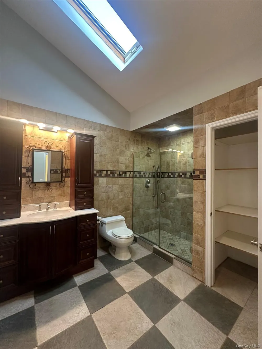 25 Cumberland Road Jericho, NY 11753